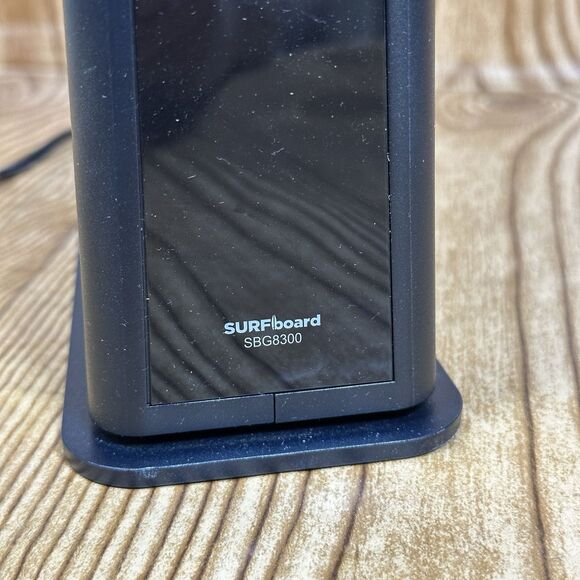 ARRIS SURFboard SBG8300 DOCSIS 3.1 Gigabit Cable Modem Parts Only NO POWER CORD - Picture 4 of 11